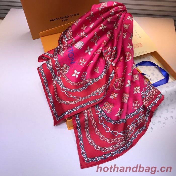 Louis Vuitton Scarf LVS00120